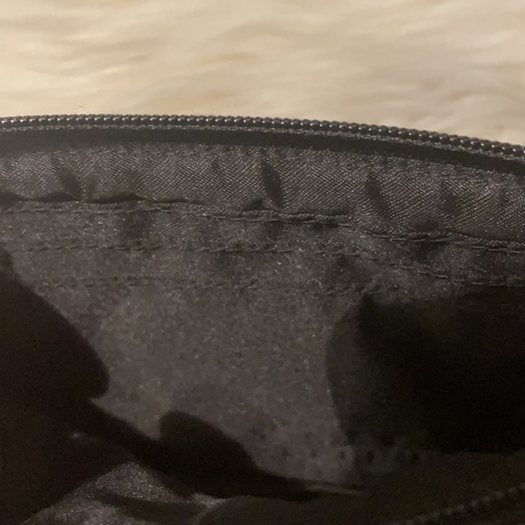 Vera Bradley Wristlet - Picture 5 of 5